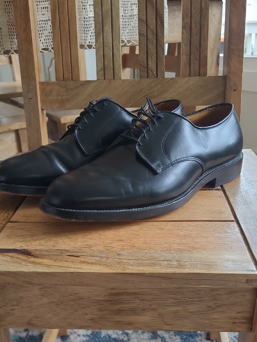 Allen Edmonds "Berkley" Classic Black Leather Derby Shoes for Men